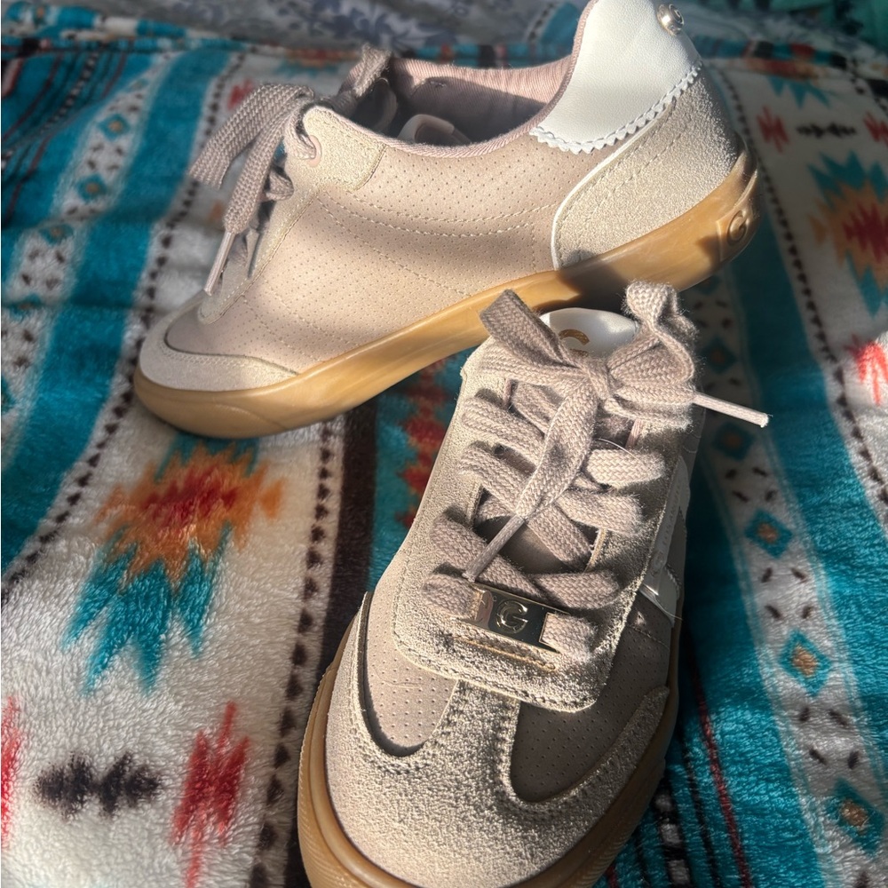 G by Guess Beige and White Women's Sneakers - Picture 3 of 3